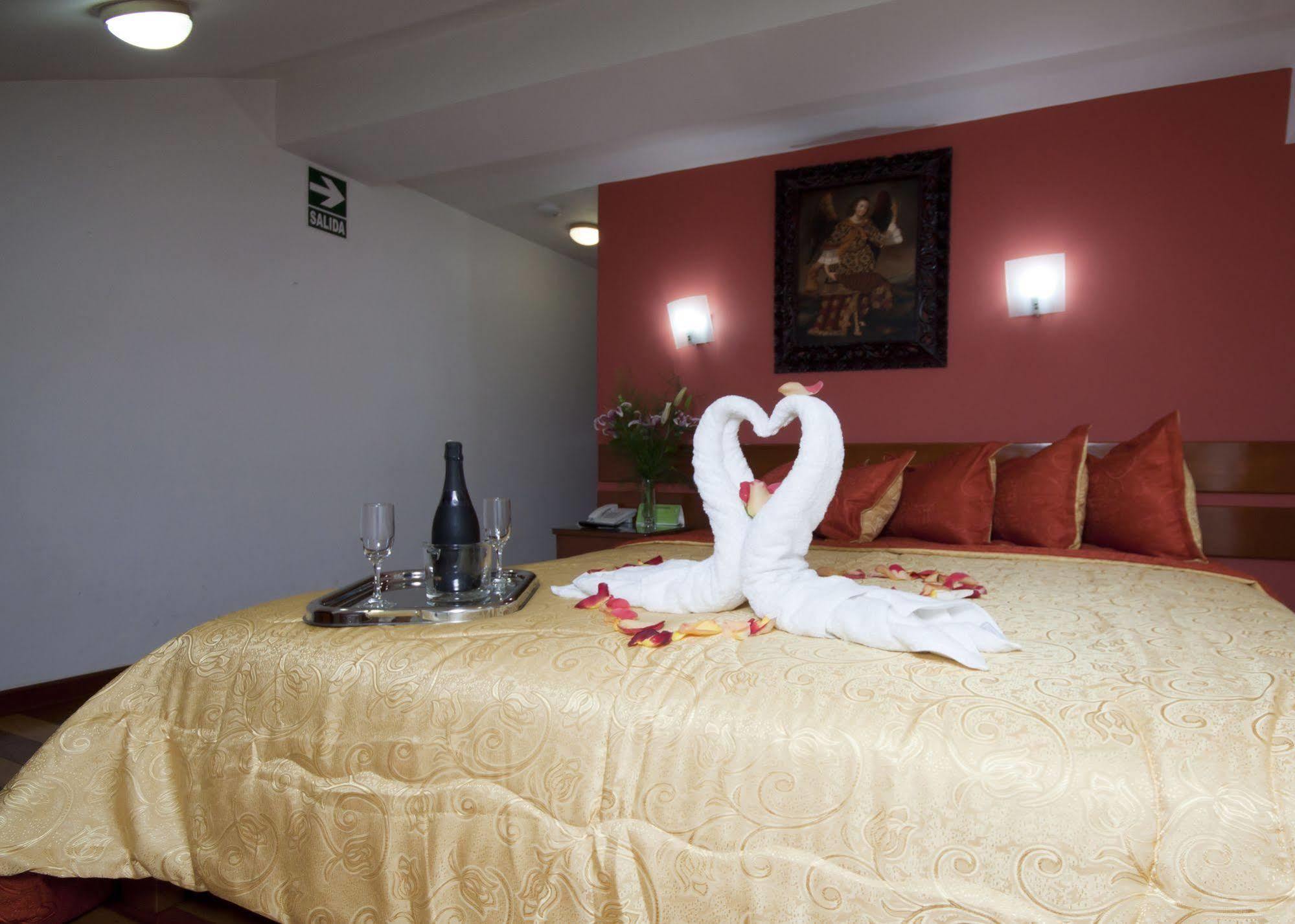 Kenamari Hotel Cuzco Zewnętrze zdjęcie